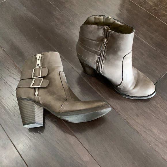 Mossimo Supply Co. Shoes - Mossimo Taupe Buckle Ankle Boots 7